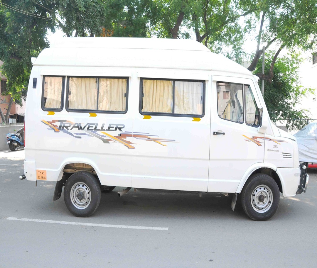 Kumaran Tours and Travels