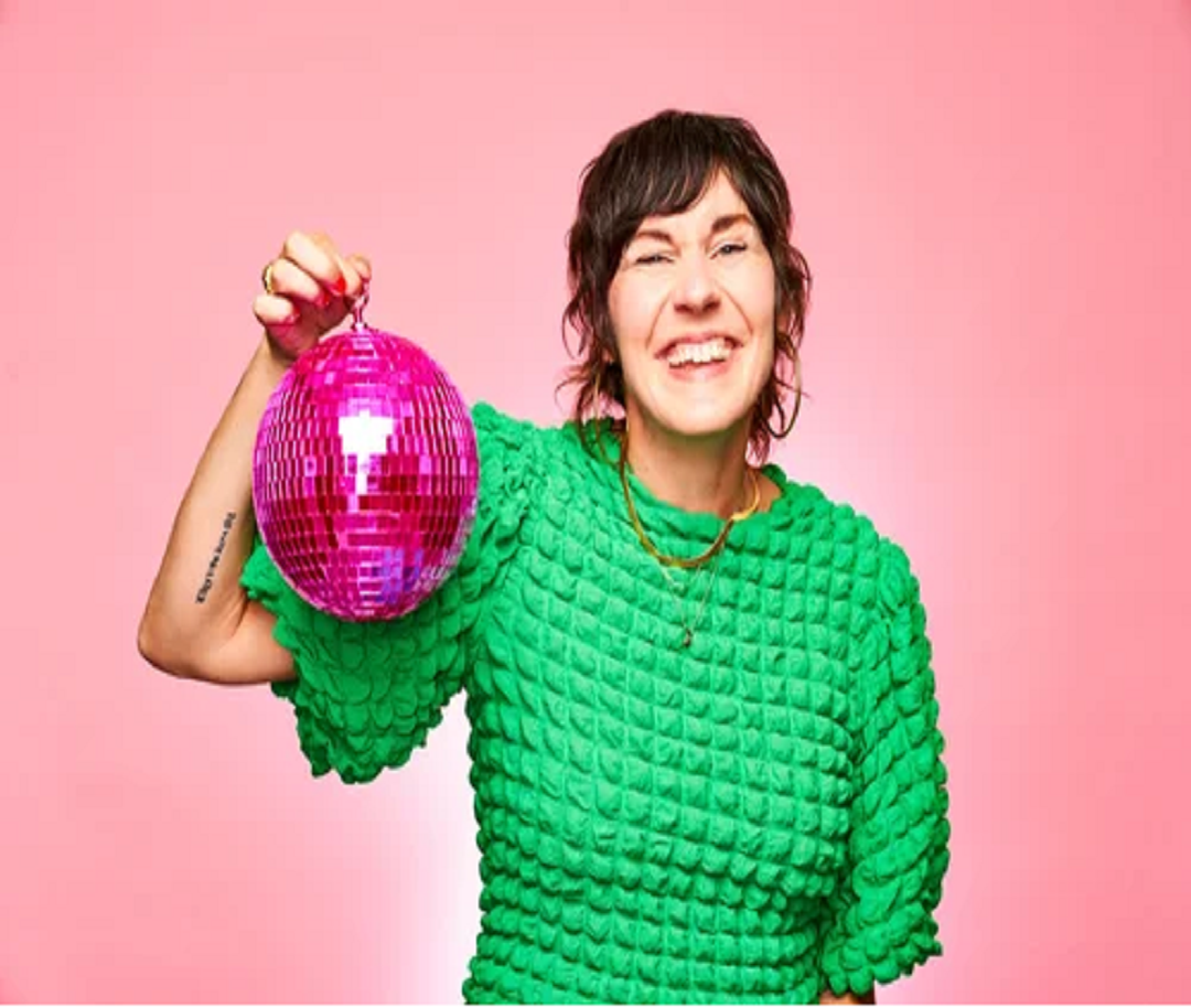 Groove is in the heart djs